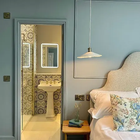 Ξενοδοχείο με διαμερίσματα Railway House York, Centre - Free Parking 4*