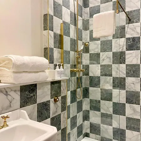 Railway House By Chateau Anna 아파트호텔 요크