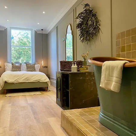 Railway House By Chateau Anna *
