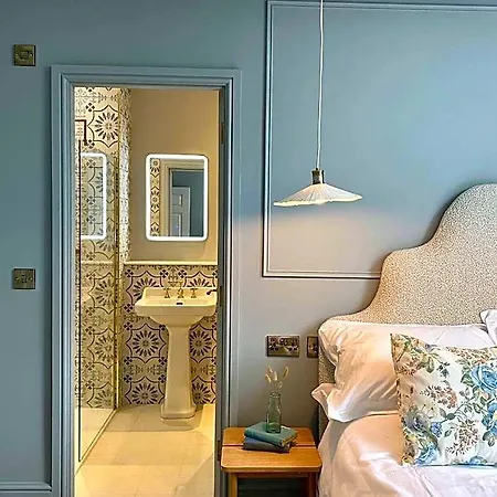 Railway House York, Centre - Free Parking Aparthotel 4*