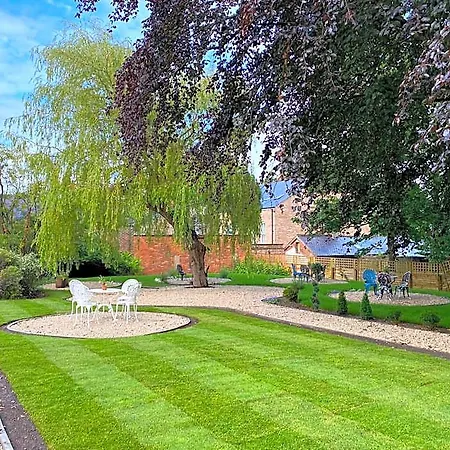 Railway House York, Centre - Free Parking 4* 요크