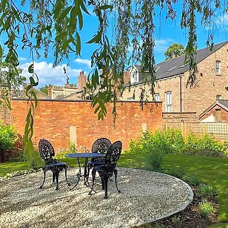 아파트호텔 Railway House York, Centre - Free Parking 4*