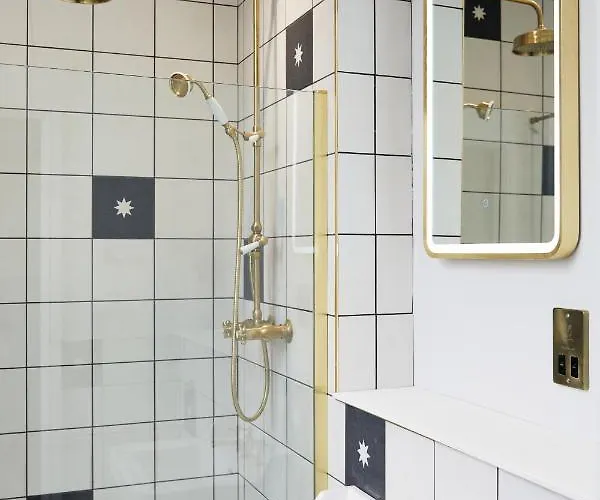 Railway House York, Centre - Free Parking Aparthotel 4*