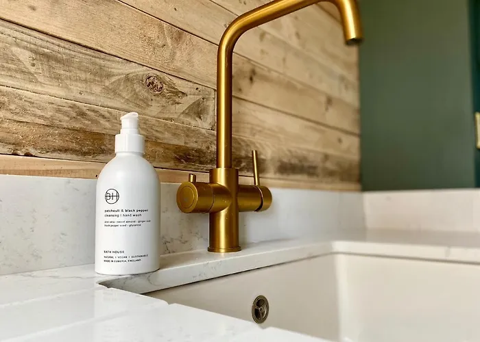 Railway House York, Centre - Free Parking Aparthotel 4*