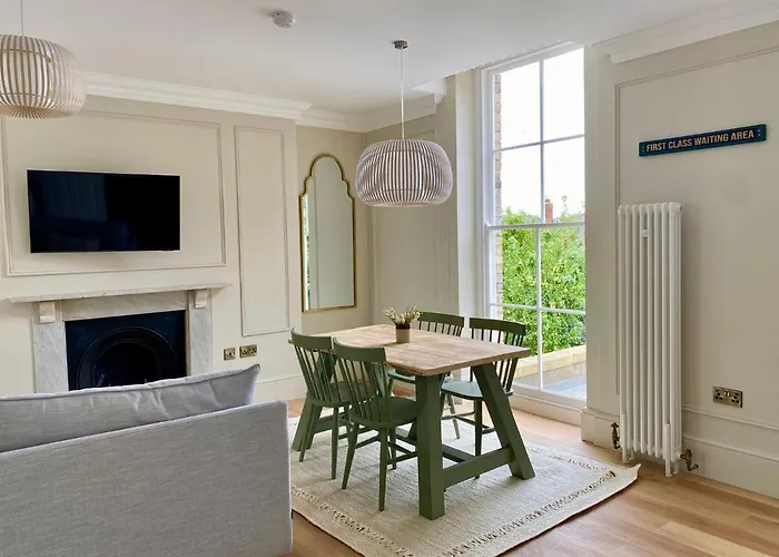 Railway House York, Centre - Free Parking Aparthotel