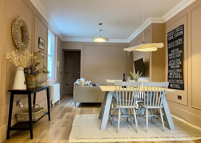 Railway House York, Centre - Free Parking Aparthotel 4*