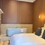 Aparthotel Railway House York, Centre - Free Parking 4*